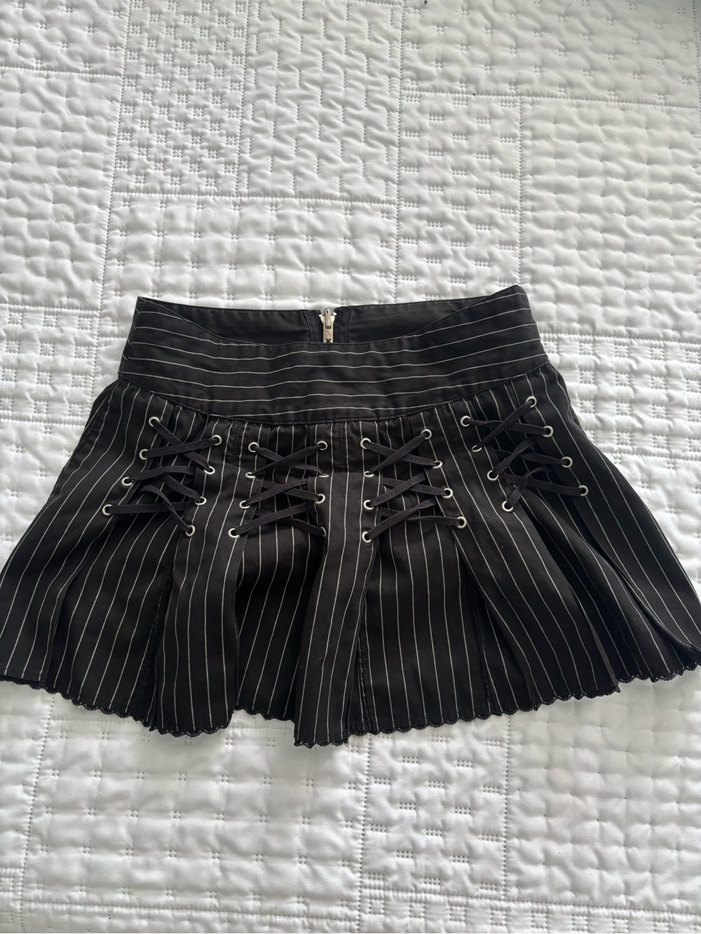 Tripp NYC vintage pinstripe skirt